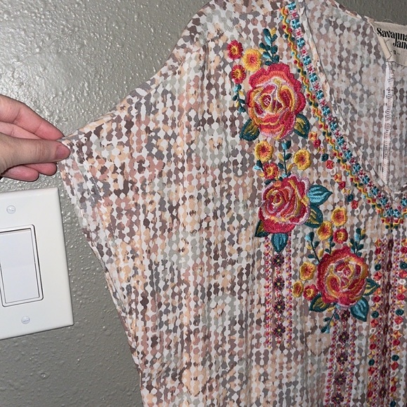 Floral Blouse - Picture 4 of 6